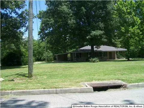 1986 Mchugh Dr, Baker, LA 70714 photo 1