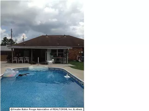 13370 Molly Melissa Dr, Walker, LA 70785 photo 2