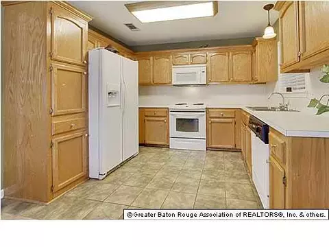 30551 Oakcrest Rd, Walker, LA 70785 photo 2