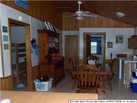 14647 Paradise Rd, Maurepas, LA 70449 photo 5