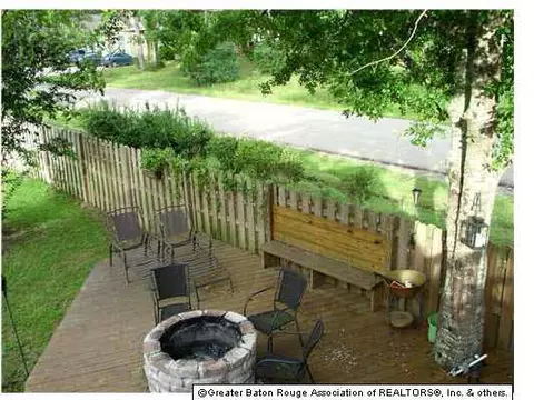 31130 River Pines Dr, Springfield, LA 70462 photo 5