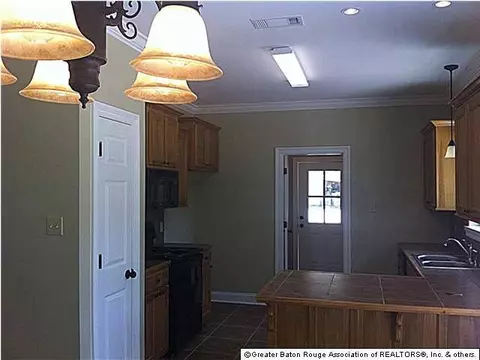 33103 Galloway North Rd, Walker, LA 70785 photo 1