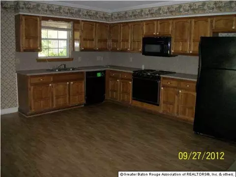 29680 Magnolia Dr, Walker, LA 70785 photo 3