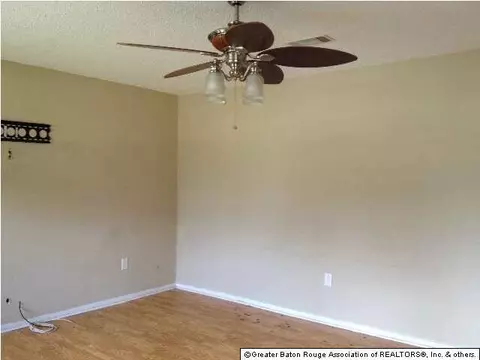 7312 Juno Dr, Baker, LA 70714 photo 2