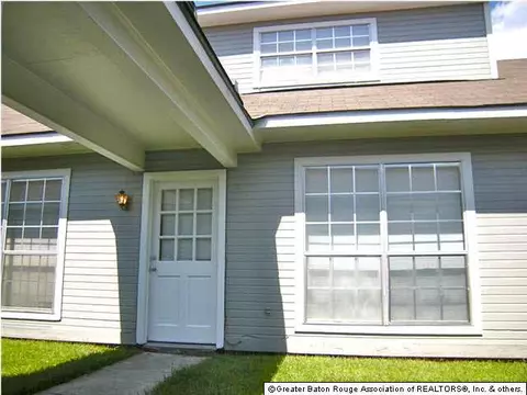1015 Chemin Dr, Baker, LA 70714 photo 1