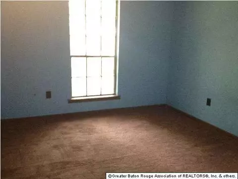 15327 Crystal Dr, Pride, LA 70770 photo 5