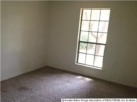 15327 Crystal Dr, Pride, LA 70770 photo 4