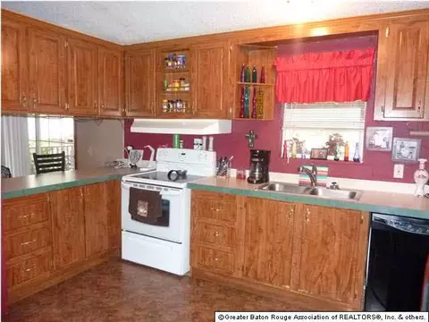 9570 Dyer Rd, Baker, LA 70714 photo 8