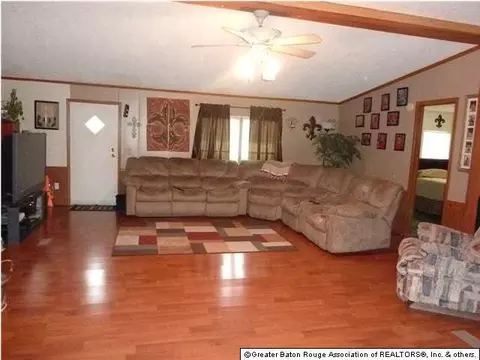 9570 Dyer Rd, Baker, LA 70714 photo 5