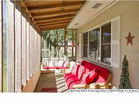 29792 Park St, Walker, LA 70785 photo 5