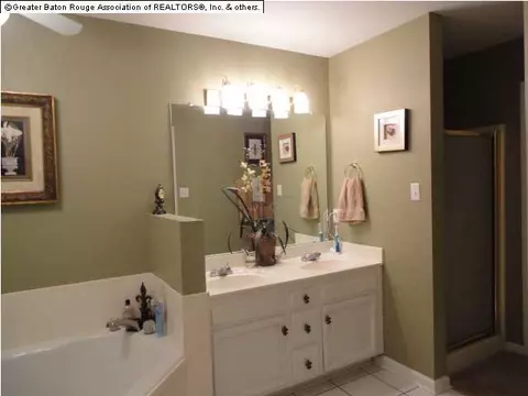 13523 S S Trce, Walker, LA 70785 photo 9