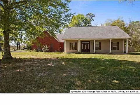 37685 Walker Rd N, Walker, LA 70785 photo 1