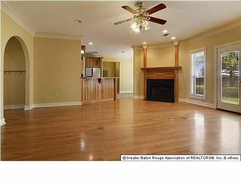 37685 Walker Rd N, Walker, LA 70785 photo 4