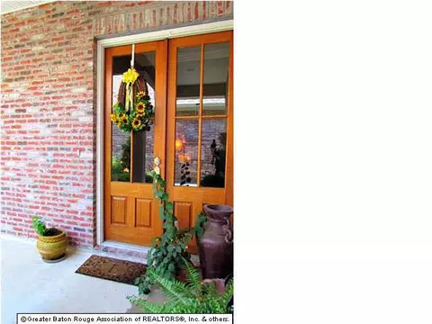 23799 Monarch Pt, Springfield, LA 70462 photo 6