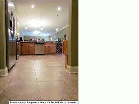 23799 Monarch Pt, Springfield, LA 70462 photo 16