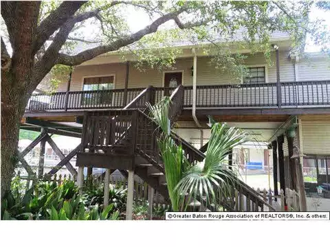 31736 River Pines Dr, Springfield, LA 70462 photo 4