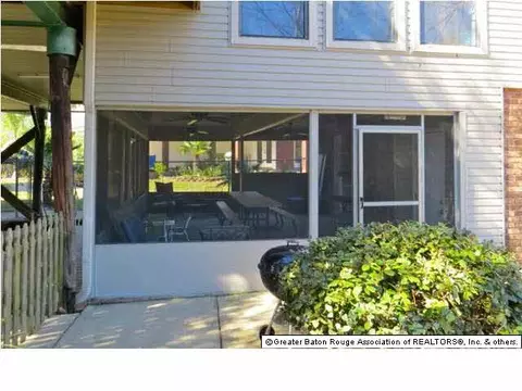 31736 River Pines Dr, Springfield, LA 70462 photo 6