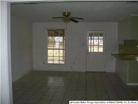 812 Chipley St, Baker, LA 70714 photo 5
