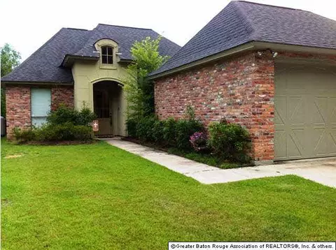 21071 E Waterfront East Dr, Maurepas, LA 70449 photo 1