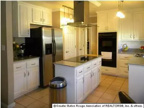 527 Watson St, Berwick, LA 70342 photo 3