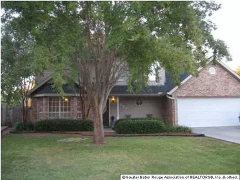 527 Watson St, Berwick, LA 70342 photo 1