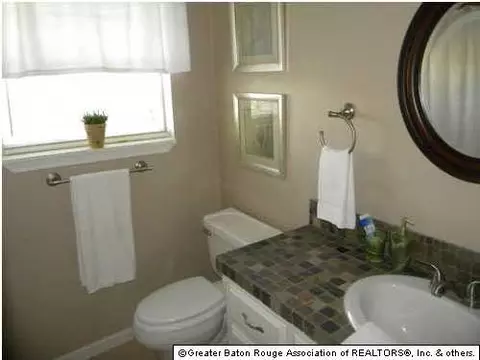 527 Watson St, Berwick, LA 70342 photo 17