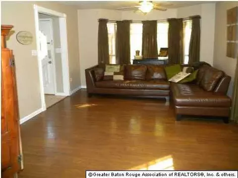 527 Watson St, Berwick, LA 70342 photo 10