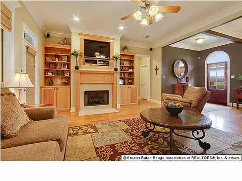 34224 Spring Lake Dr, Walker, LA 70785 photo 6