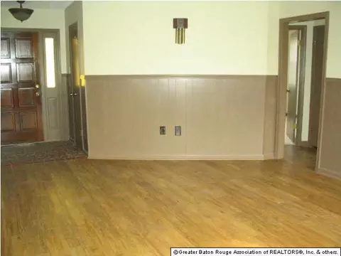 811 Chipley St, Baker, LA 70714 photo 9