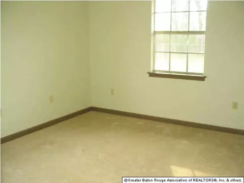 811 Chipley St, Baker, LA 70714 photo 10