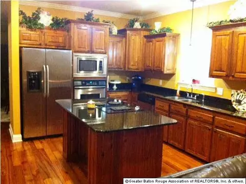 34183 Spring Lake Dr, Walker, LA 70785 photo 4