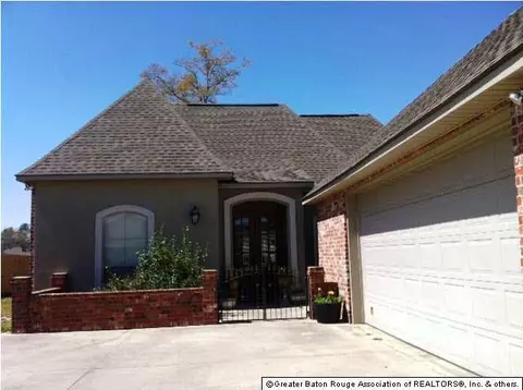 34183 Spring Lake Dr, Walker, LA 70785 photo 2