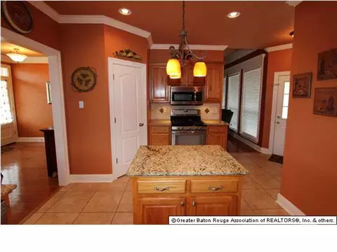 12404 Timberwood Dr, Walker, LA 70785 photo 8