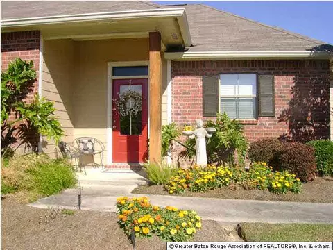 27140 Woods Edge, Walker, LA 70785 photo 2