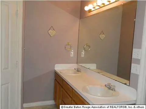 12613 Ina Dr, Walker, LA 70785 photo 5