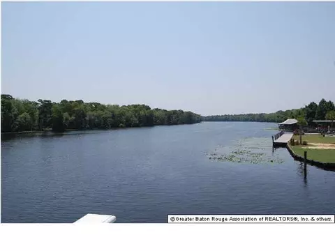 33138 Rivergate Cir, Springfield, LA 70462 photo 21