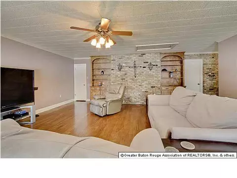29505 Dana St, Walker, LA 70785 photo 3