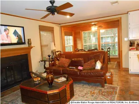 517 Polytech Dr, Baton Rouge, LA 70808 photo 8