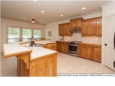 11230 Peaks Ave, Walker, LA 70785 photo 8