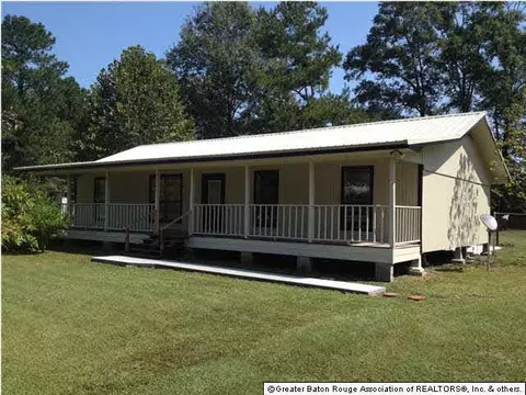24284 Brian St, Denham Springs, LA 70726 photo 1