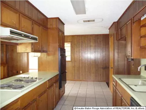 506 Sandra Dr, Baker, LA 70714 photo 4