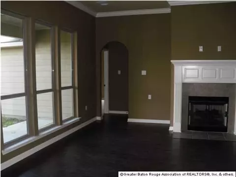 15013 Cross Gate Dr, Walker, LA 70785 photo 3