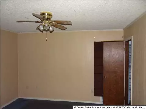 1908 Debra Dr, Baker, LA 70714 photo 5