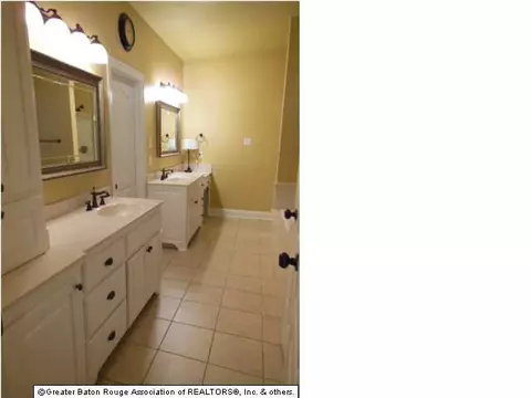 34134 Spring Lake Dr, Walker, LA 70785 photo 8