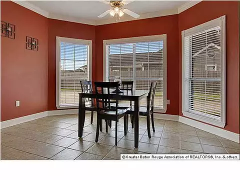 28040 Foxfire Ave, Walker, LA 70785 photo 7