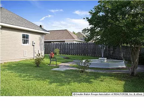 28040 Foxfire Ave, Walker, LA 70785 photo 13