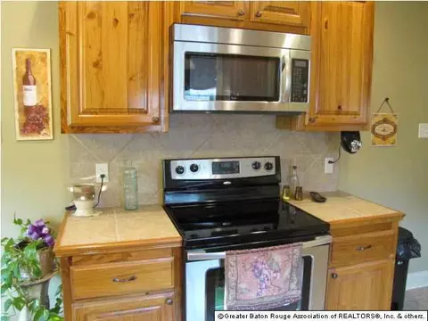 12749 Ruby Lake Dr, Walker, LA 70785 photo 3