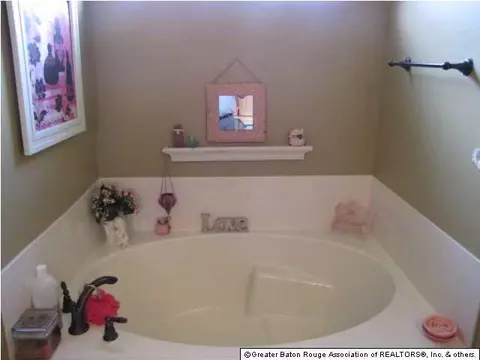 12749 Ruby Lake Dr, Walker, LA 70785 photo 10