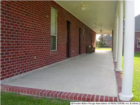 15317 E Ridge Dr, Walker, LA 70785 photo 4