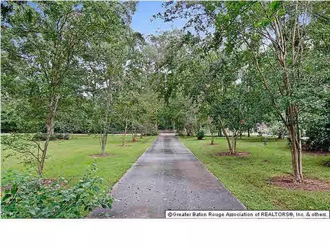 25144 Bickham Rd, Zachary, LA 70791 photo 4